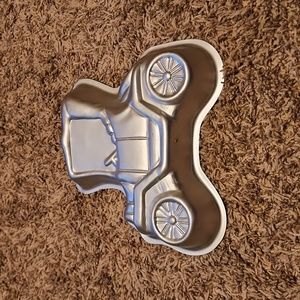 Vintage 1975 Wilton Classic Car Cake Pan